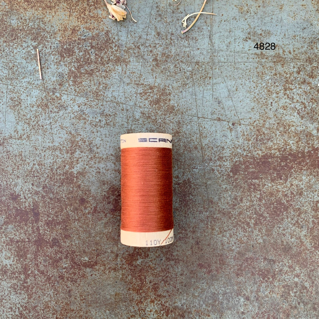 Organic Cotton Sewing Thread | Linha de Coser em Algodão Orgânico