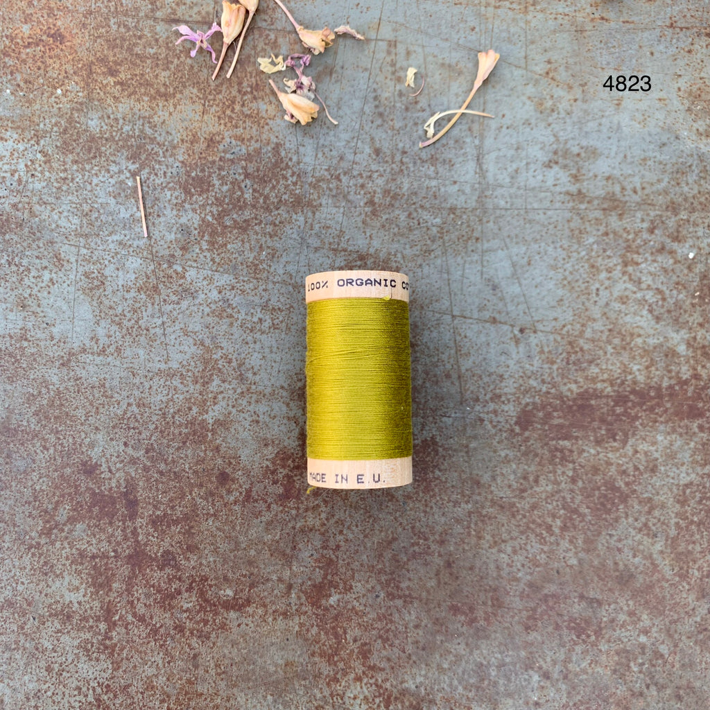 Organic Cotton Sewing Thread | Linha de Coser em Algodão Orgânico