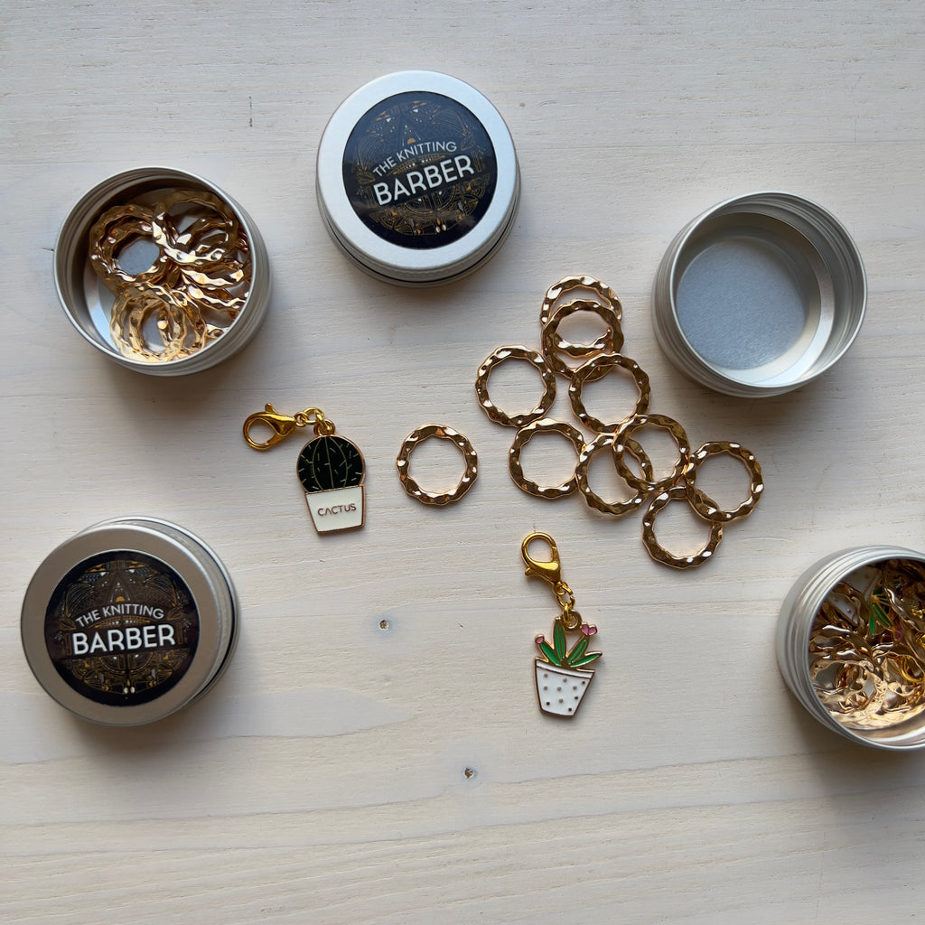 The Knitting Barber Stitch Markers | Marca Malhas