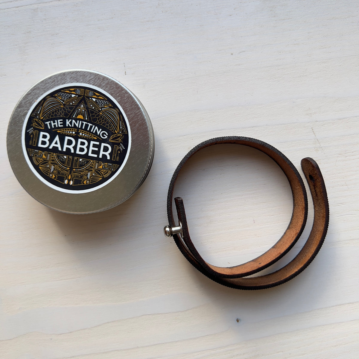 The Knitting Barber Ruller | Pulseira métrica